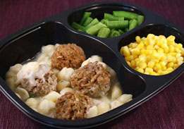 Beef Meatballs & Alfredo Shell Pasta, with Corn with Peppers & Green Beans -Individual Meal